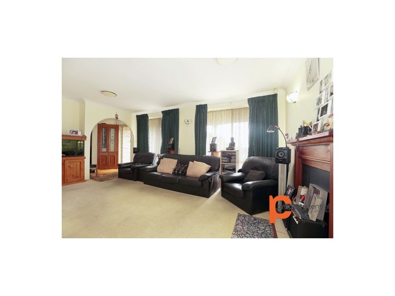 28 Kenneth Slessor Drive, Glenmore Park NSW 2745