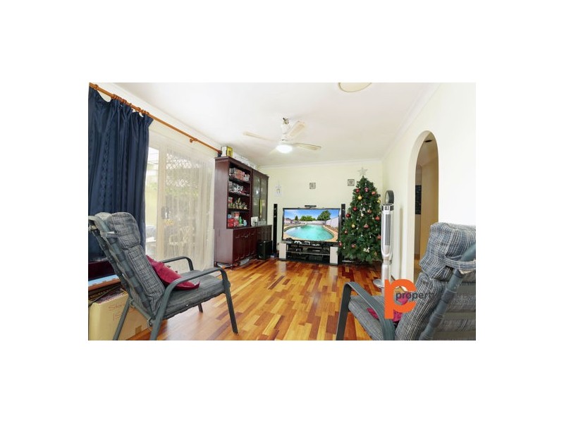 28 Kenneth Slessor Drive, Glenmore Park NSW 2745