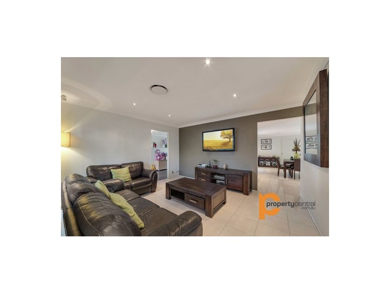 3 Guru Place, Glenmore Park NSW 2745