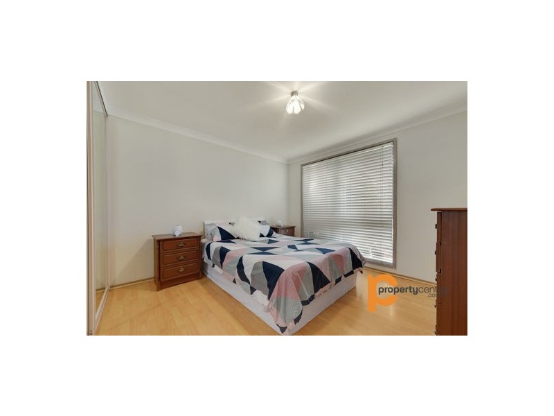 6 Bottle Brush Place, Colyton NSW 2760
