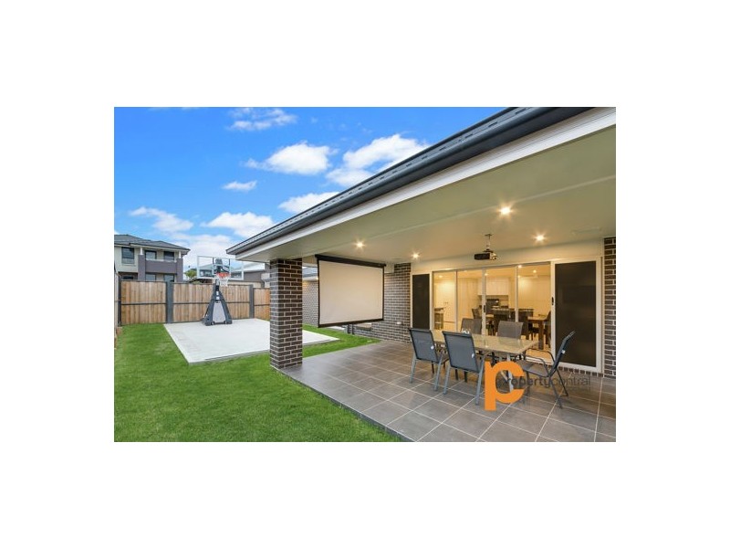 93 Binyang Avenue, Glenmore Park NSW 2745