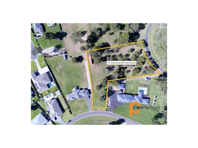 13 Pennard Crescent, Luddenham NSW 2745