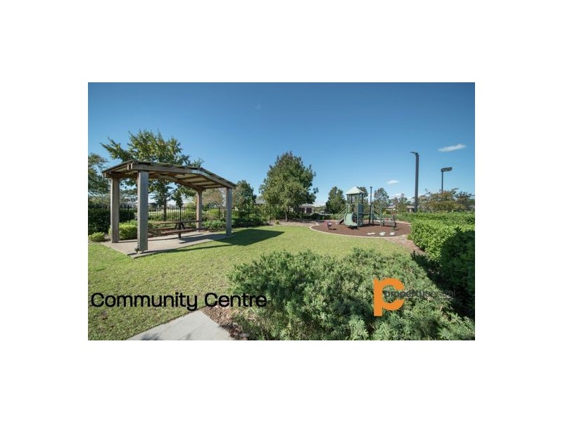 13 Pennard Crescent, Luddenham NSW 2745