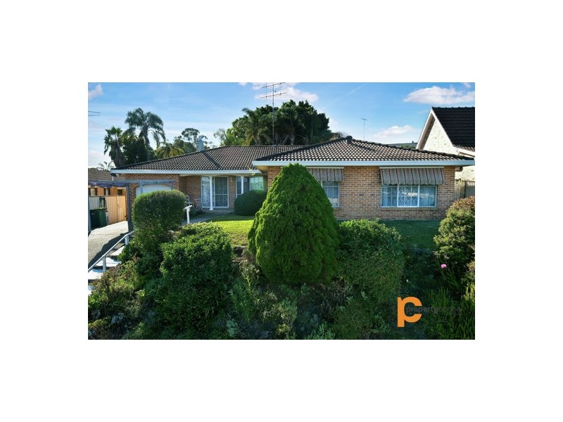 8 Greygums Road, Cranebrook NSW 2749