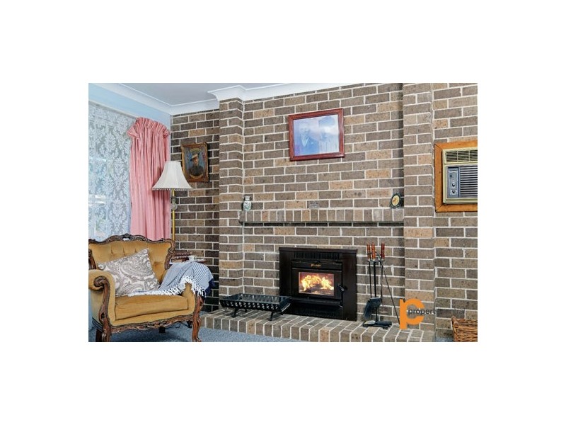 8 Greygums Road, Cranebrook NSW 2749