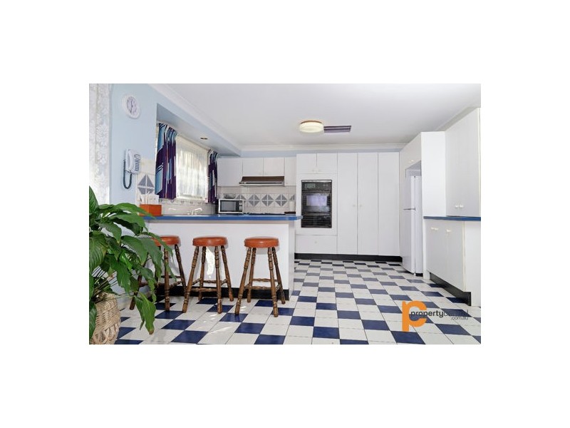 8 Greygums Road, Cranebrook NSW 2749