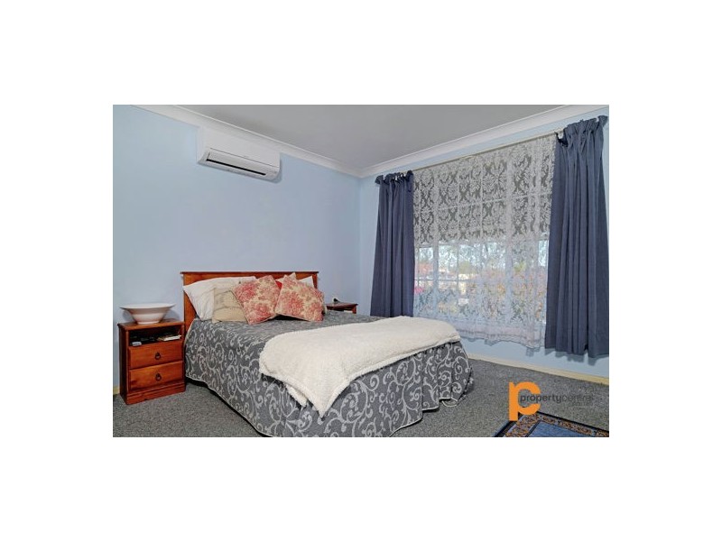 8 Greygums Road, Cranebrook NSW 2749