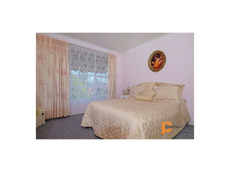 8 Greygums Road, Cranebrook NSW 2749