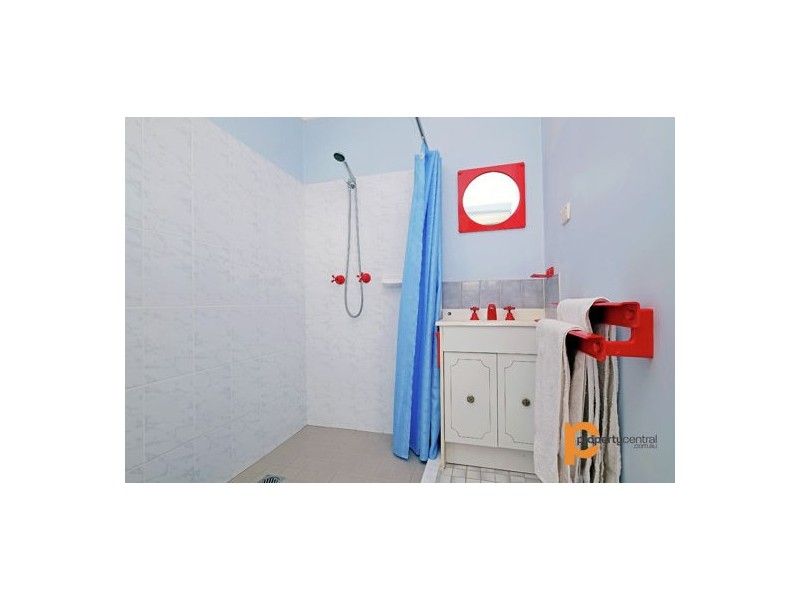 8 Greygums Road, Cranebrook NSW 2749