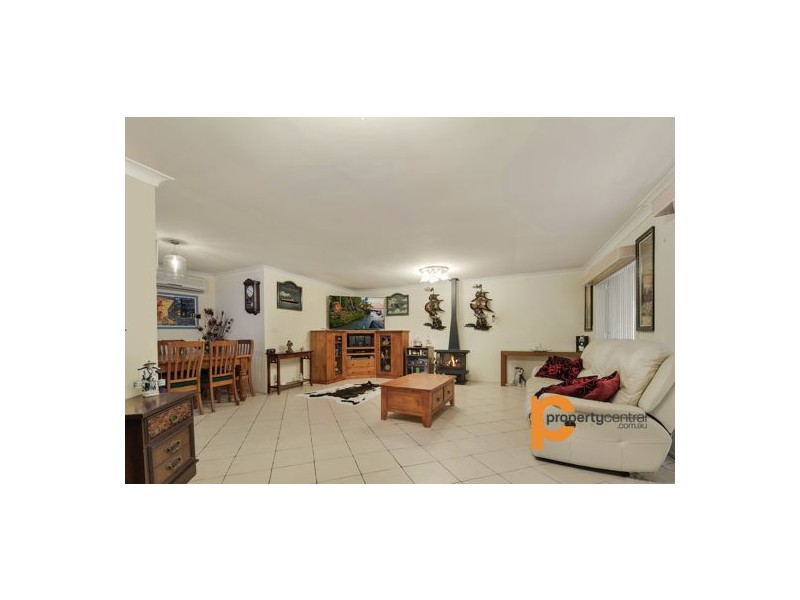 9 Deloraine Drive, Leonay NSW 2750