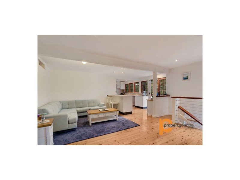 6 Torwood Street, Warrimoo NSW 2774