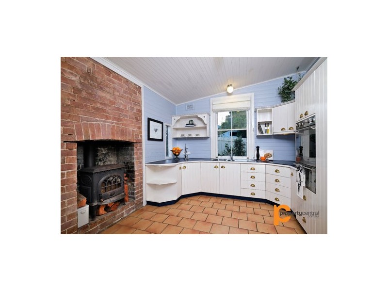 8 Raymond Street, Glenbrook NSW 2773