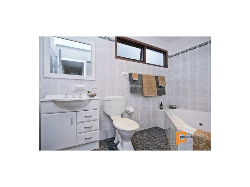 129 Bee Farm Road, Springwood NSW 2777