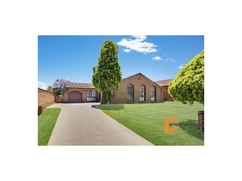 30 Lockyer Avenue, Werrington County NSW 2747