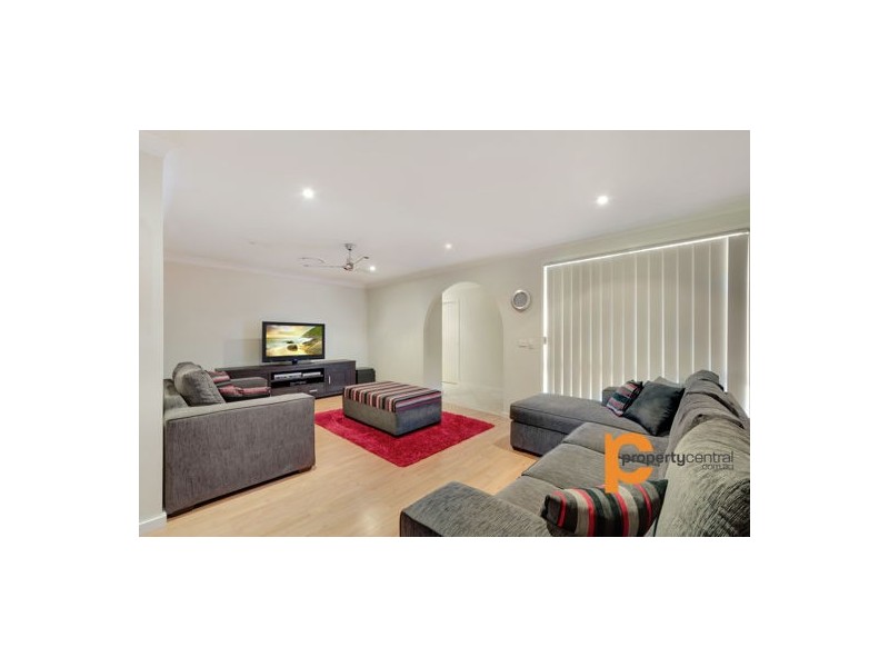 30 Lockyer Avenue, Werrington County NSW 2747