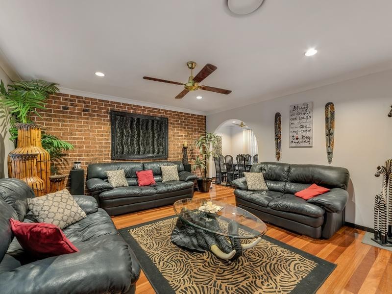 33 McKay Drive, Silverdale NSW 2752