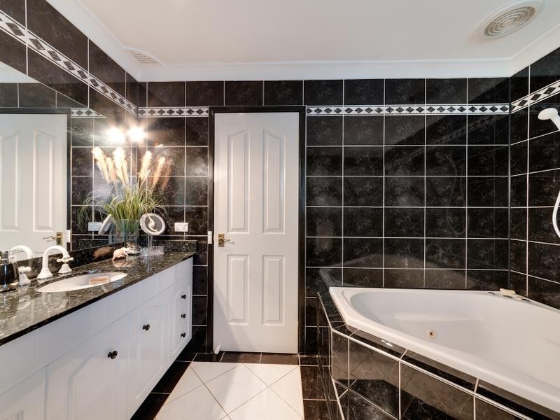 33 McKay Drive, Silverdale NSW 2752