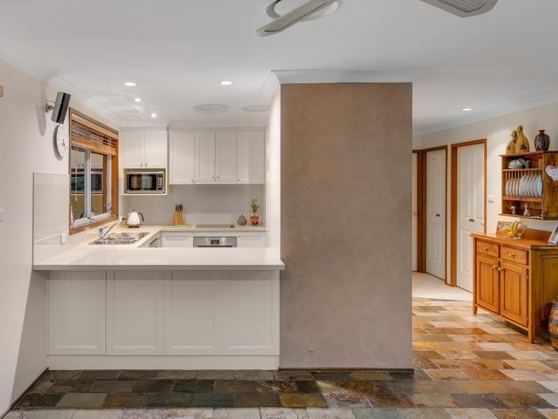 15 Sales Avenue, Silverdale NSW 2752