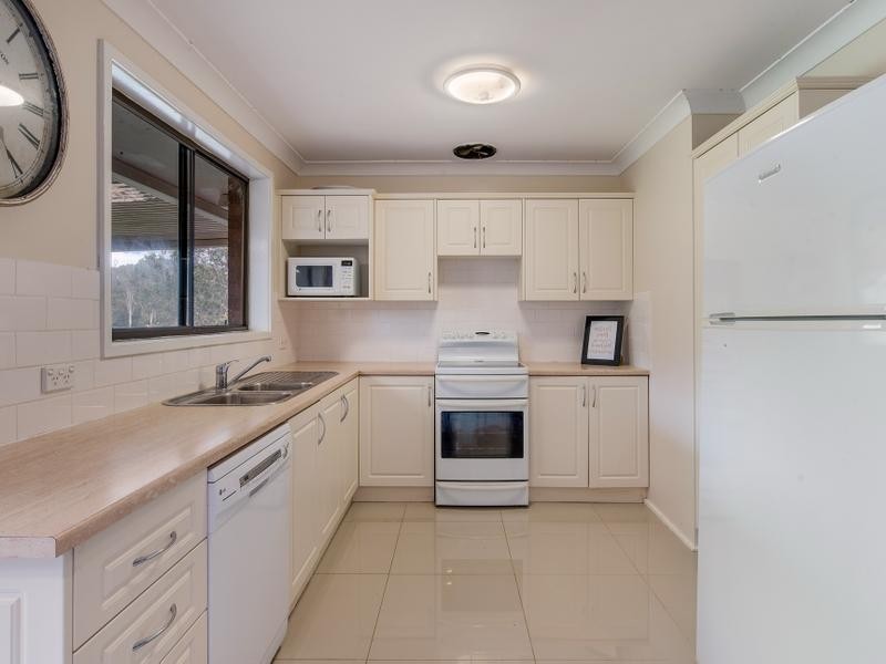 9 Denton Place, Wallacia NSW 2745