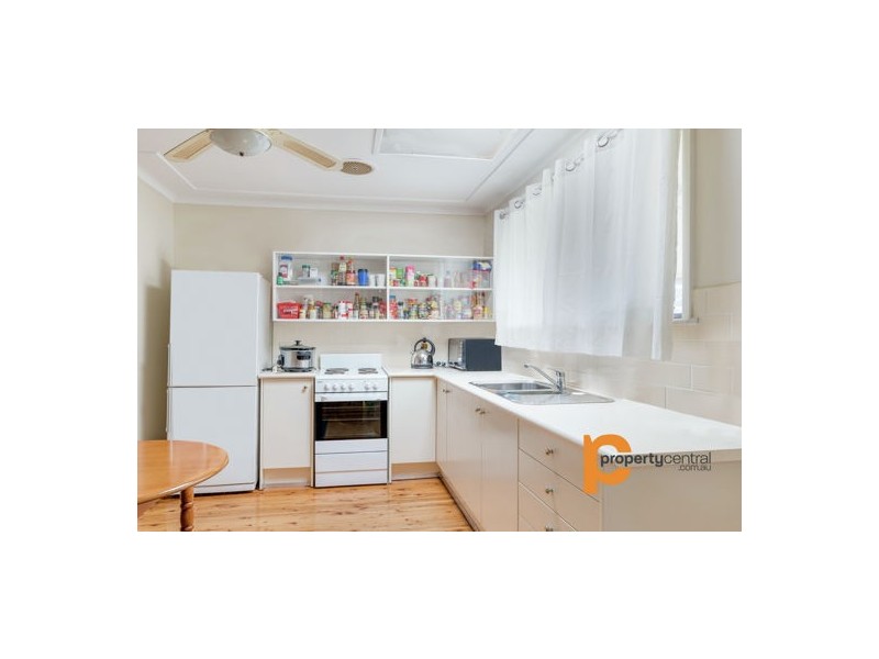 15 Breyley Road, Cambridge Park NSW 2747