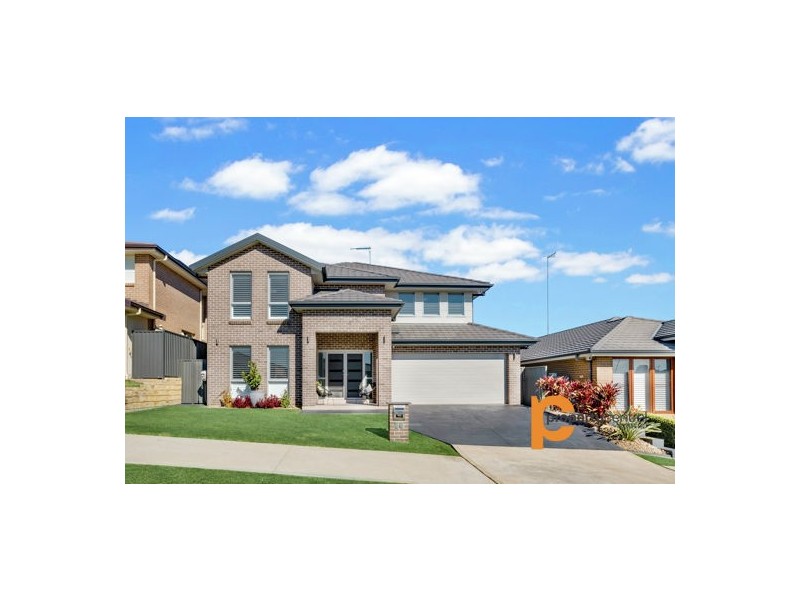 10 Blue View Terrace, Glenmore Park NSW 2745