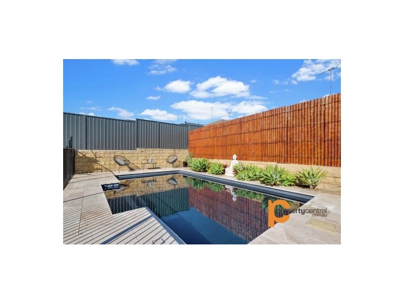10 Blue View Terrace, Glenmore Park NSW 2745