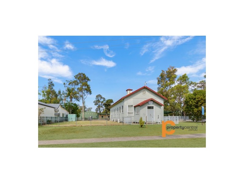 4 Weir Road, Warragamba NSW 2752