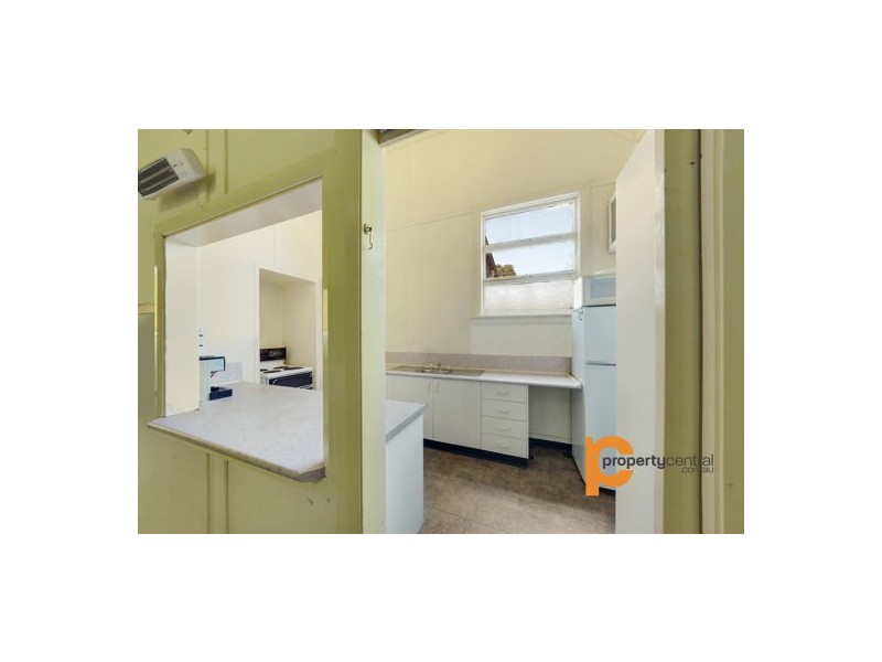 4 Weir Road, Warragamba NSW 2752