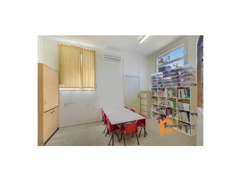 4 Weir Road, Warragamba NSW 2752