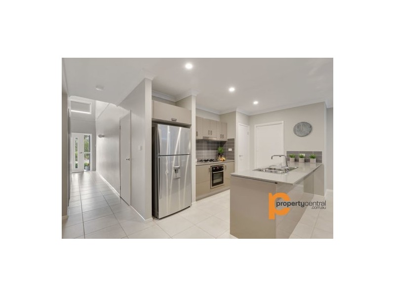 1 Gunyah Drive, Glenmore Park NSW 2745