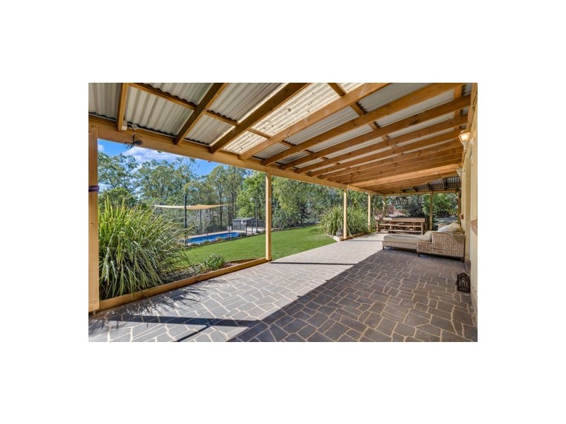 2580 Silverdale Road, Wallacia NSW 2745
