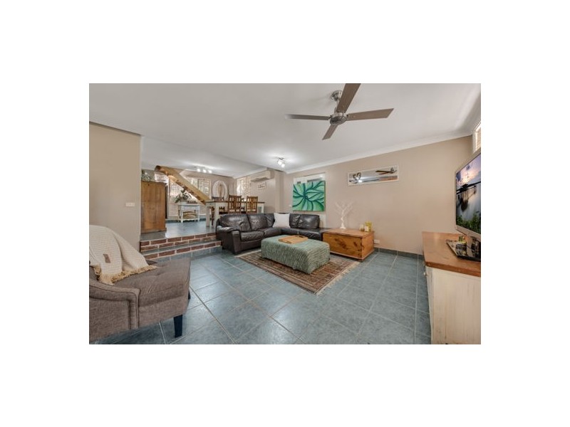 2580 Silverdale Road, Wallacia NSW 2745