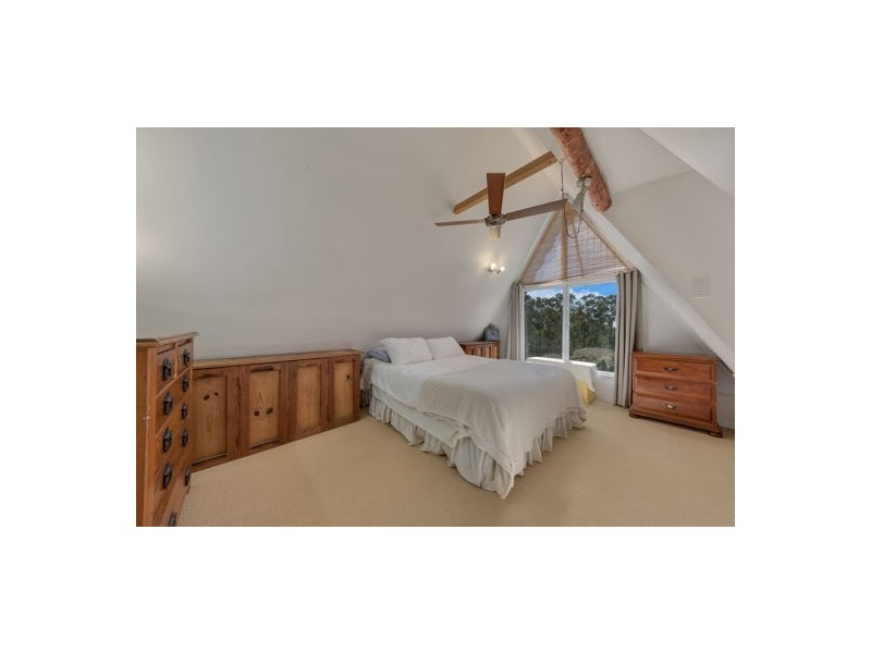 2580 Silverdale Road, Wallacia NSW 2745