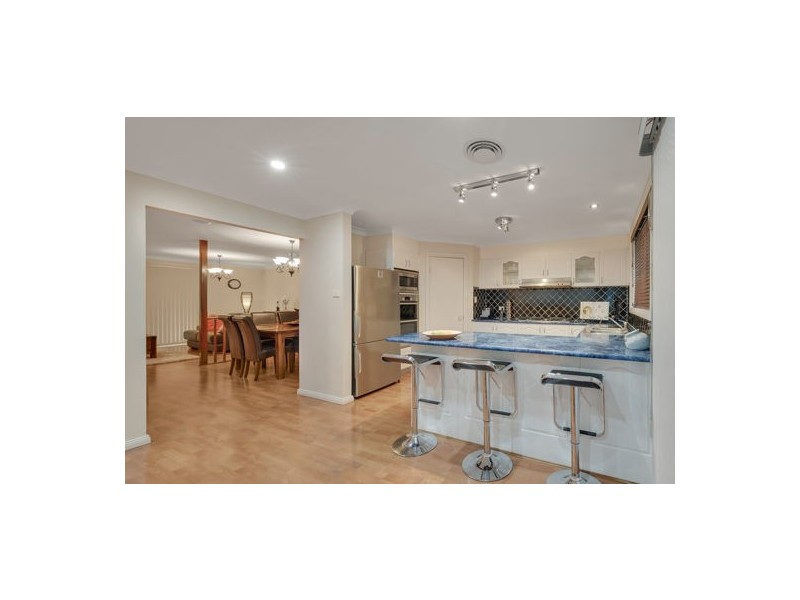 70 Glengarry Drive, Glenmore Park NSW 2745