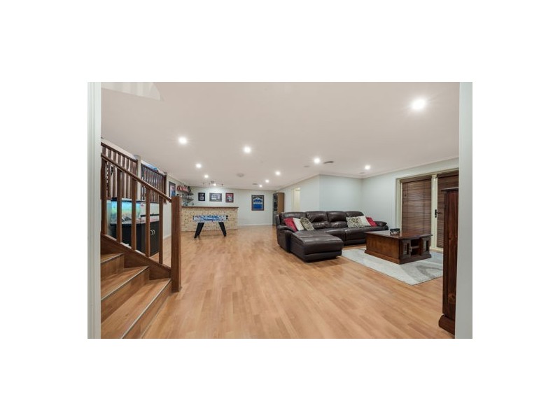 70 Glengarry Drive, Glenmore Park NSW 2745