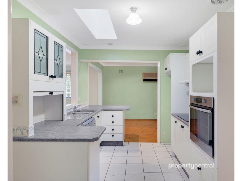 8 Lagoon Drive, Glenbrook NSW 2773