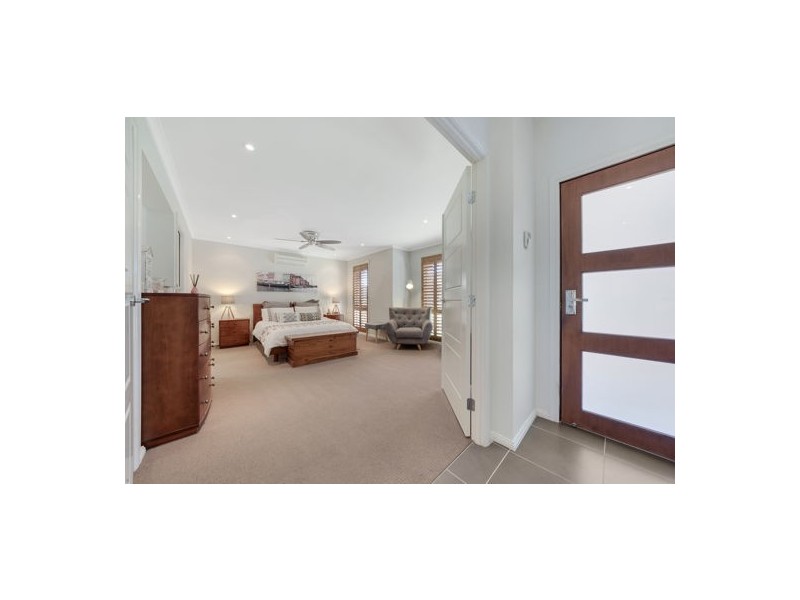 19 Lakeview Drive, Cranebrook NSW 2749