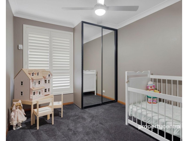 12 Titania Place, Cranebrook NSW 2749