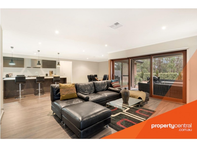 11 Shellbourne Place, Cranebrook NSW 2749