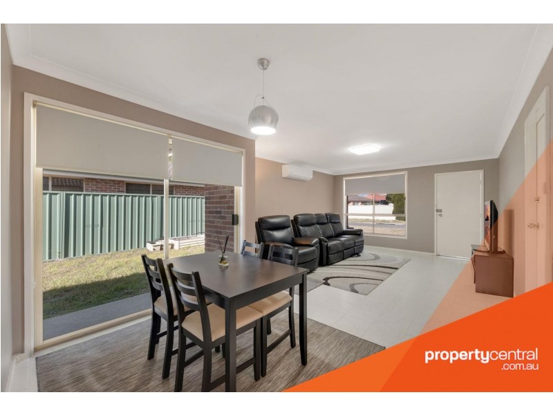 1/18a Pearra Way, Claremont Meadows NSW 2747