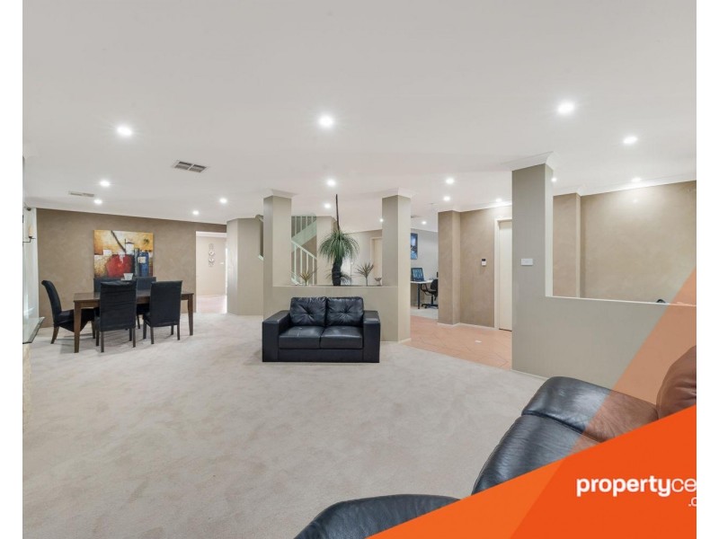 14 Glengarry Drive, Glenmore Park NSW 2745