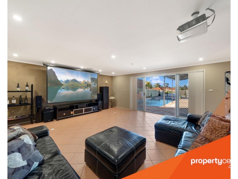 14 Glengarry Drive, Glenmore Park NSW 2745