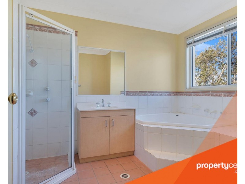14 Glengarry Drive, Glenmore Park NSW 2745