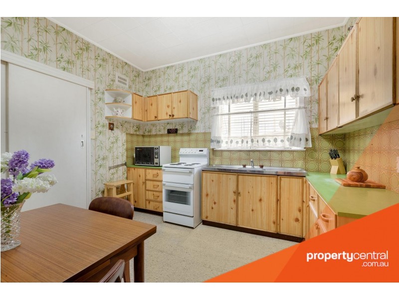 27 Twelfth Street, Warragamba NSW 2752