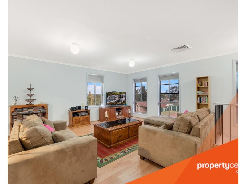 8 Middleton Avenue, Cranebrook NSW 2749