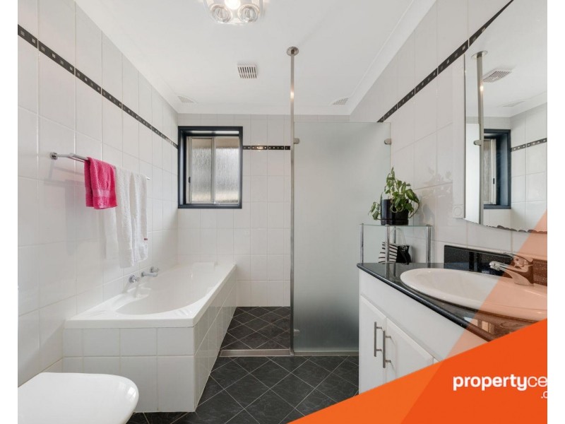 2 Loxwood Avenue, Cambridge Park NSW 2747