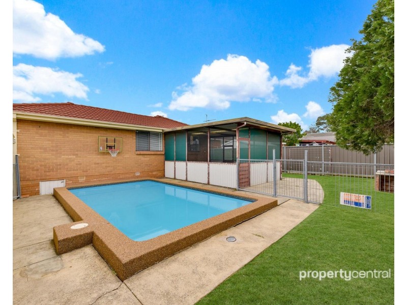 11 Jordon Street, Cambridge Park NSW 2747