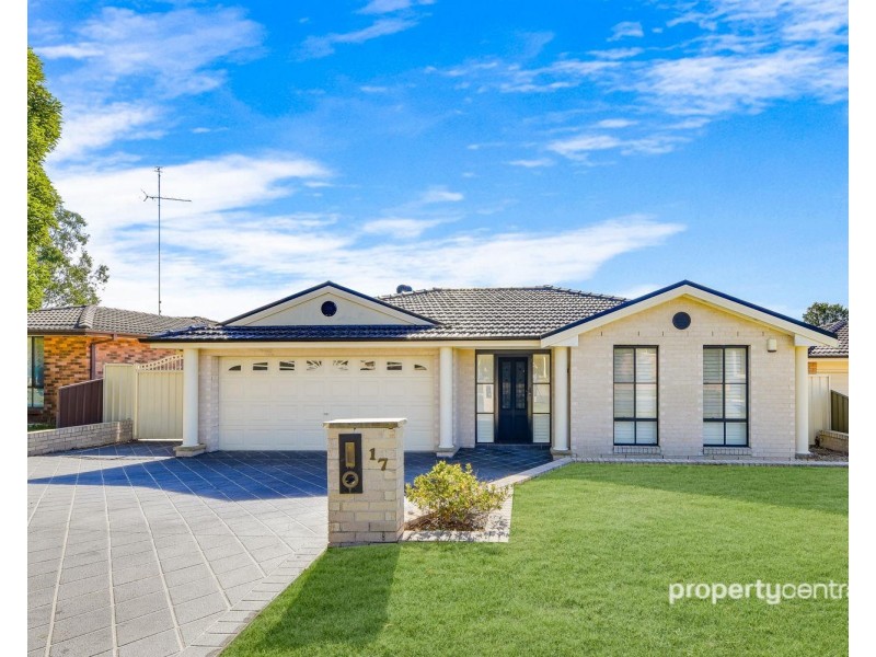 17 Stoke Crescent, South Penrith NSW 2750