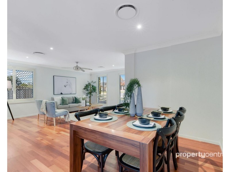 17 Stoke Crescent, South Penrith NSW 2750