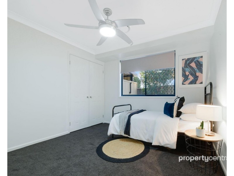 17 Stoke Crescent, South Penrith NSW 2750